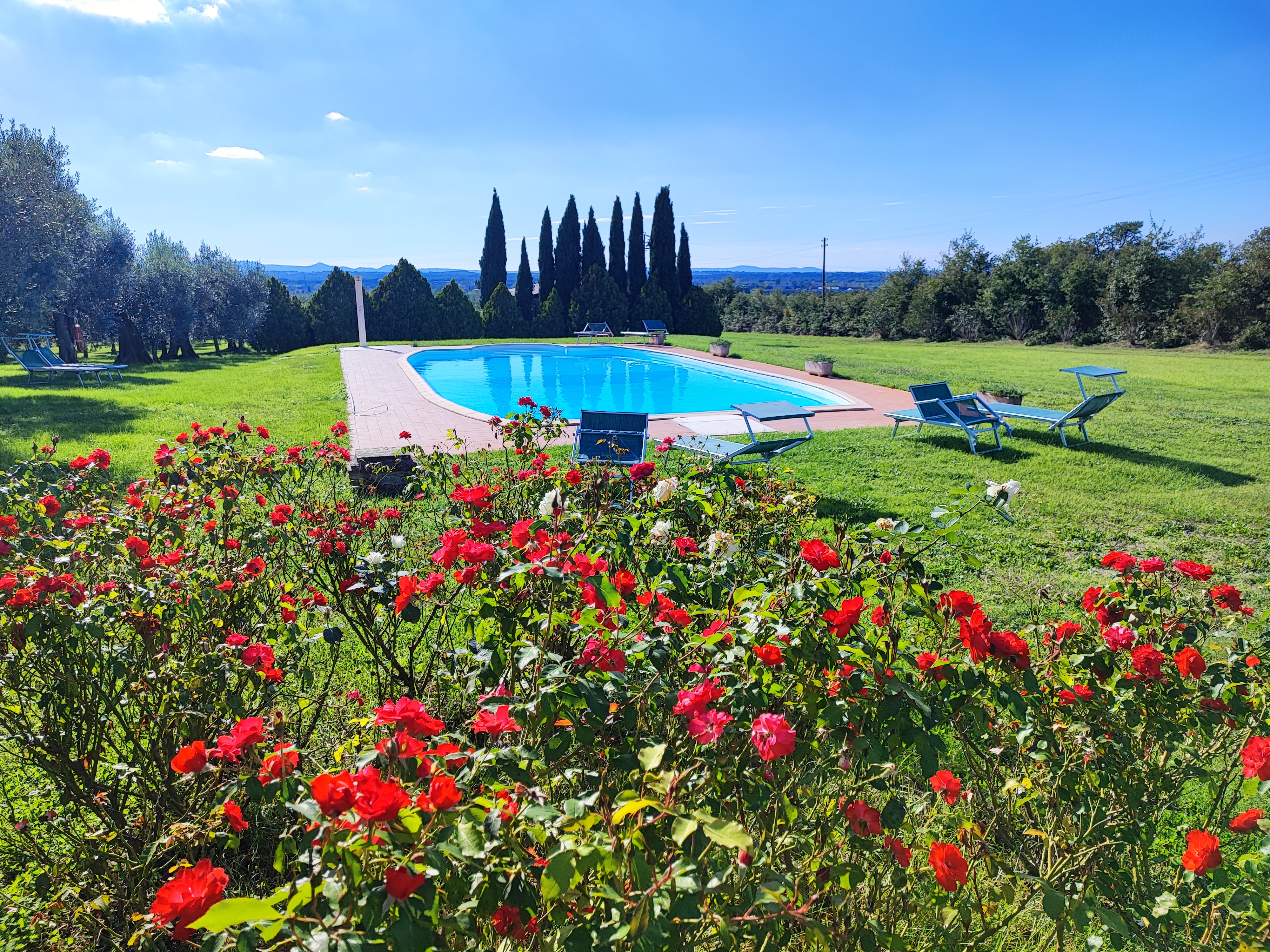 Photogallery – La Sosta di Annibale: agriturismo con piscina tra Cortona e Lago Trasimeno