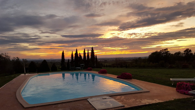 Photogallery – La Sosta di Annibale: farmhouse with swimming pool between Cortona and Lake Trasimeno