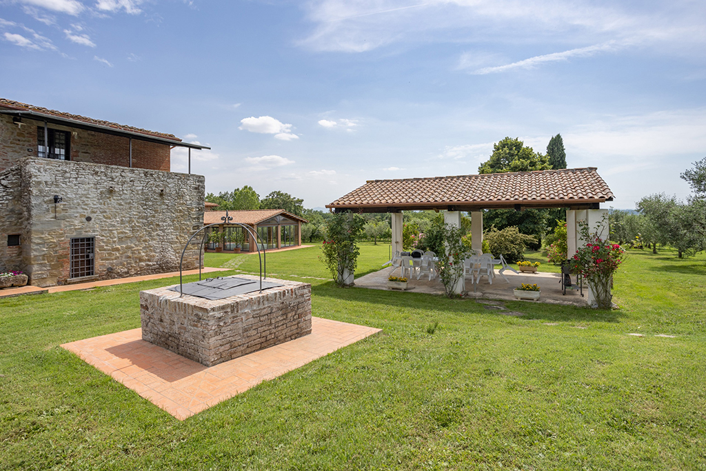 Photogallery – La Sosta di Annibale: farmhouse with swimming pool between Cortona and Lake Trasimeno