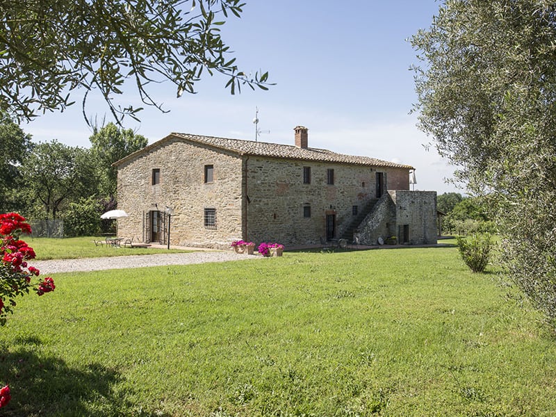 I prezzi degli appartamenti dell’agriturismo con piscina in Umbria | Agriturismo La Sosta di Annibale